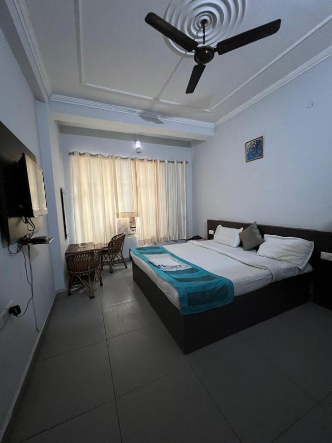 Hotel Devoy Inn By Namastexplorer Tapovan Rishīkesh Buitenkant foto