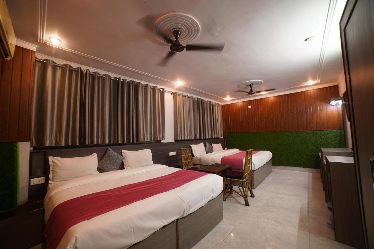 Hotel Devoy Inn By Namastexplorer Tapovan Rishīkesh Buitenkant foto
