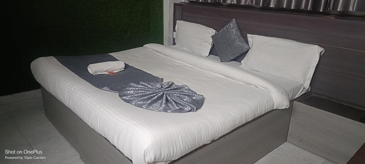 Hotel Devoy Inn By Namastexplorer Tapovan Rishīkesh Buitenkant foto